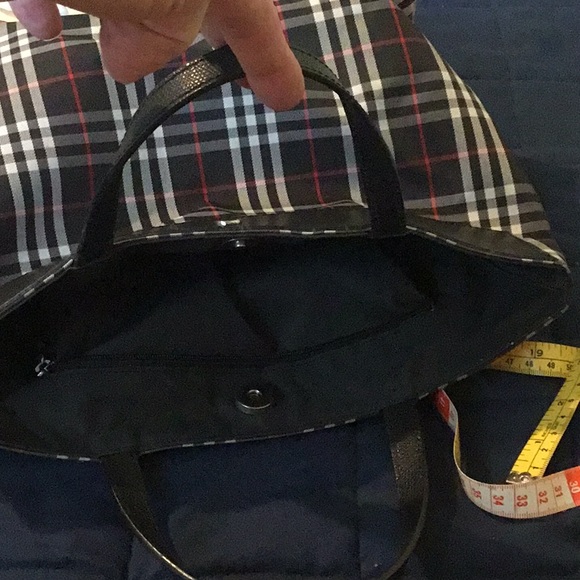 Authentic Burberry London Nova Check Tote Bag - Picture 16 of 16